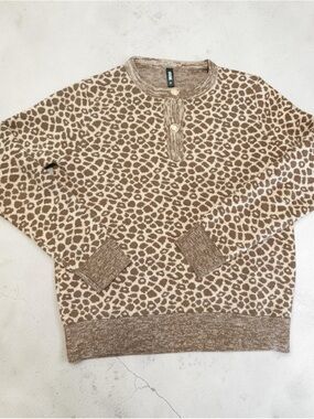 STYLEWE Brown and Cream Leopard Crewneck Sweater